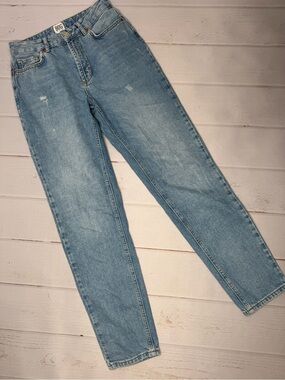 BDG Urban Outfitters Mom Jeans Light Wash High Rise Distressed Women's Size 26